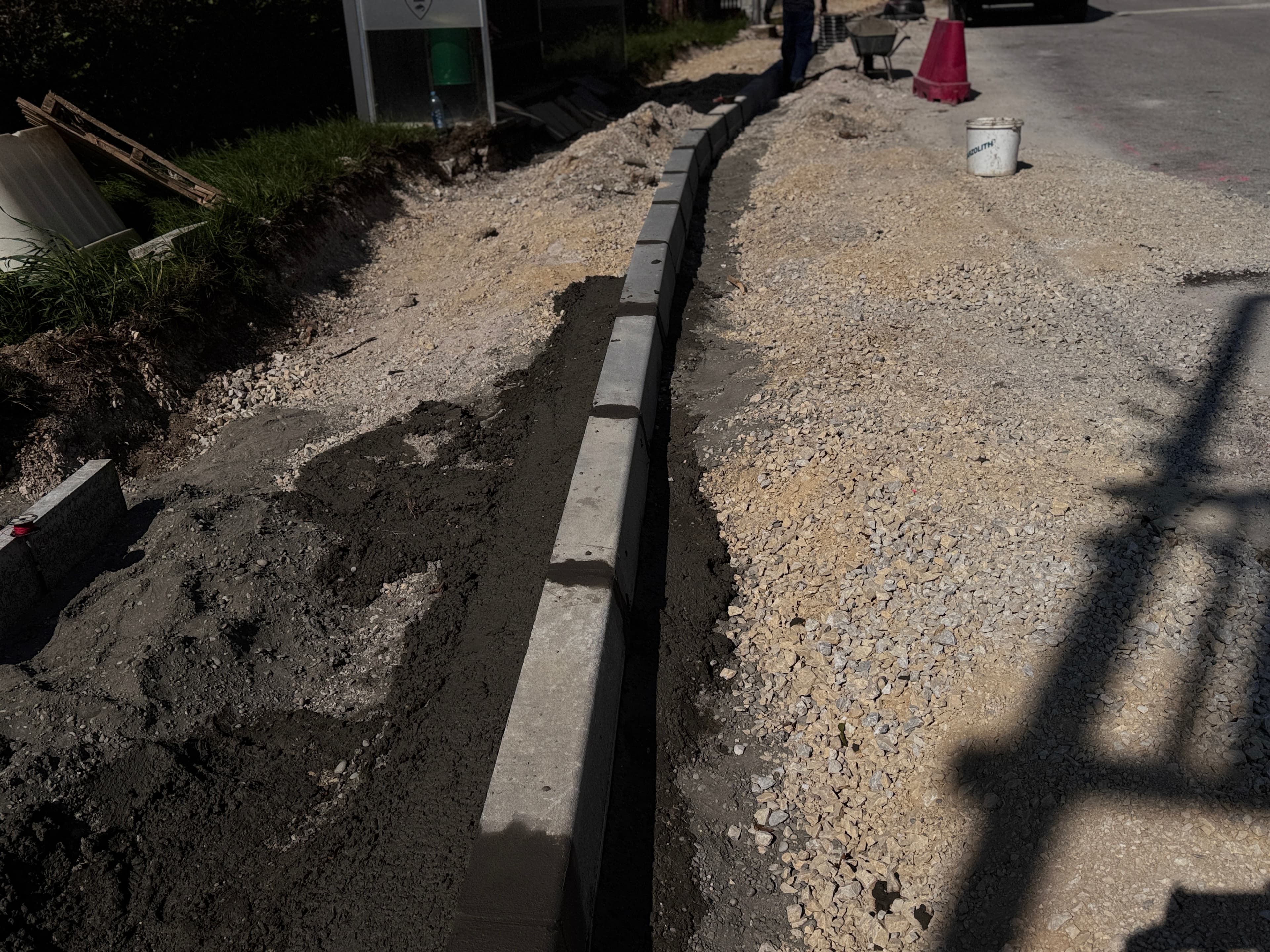 Izvedba Opločenja i Cestovnih Rubnjaka - Pisarovina